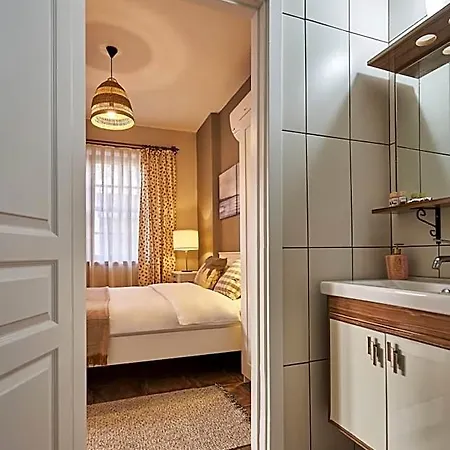 Cicerone Apartmanhotel 3*